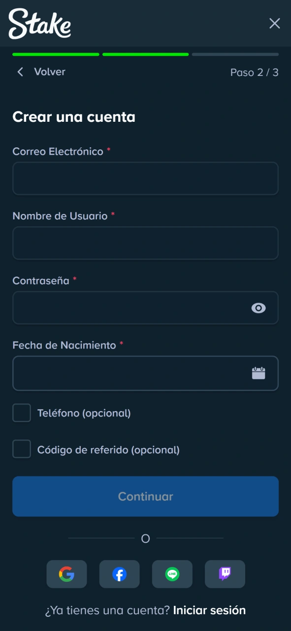 Crea tu perfil de usuario rellenando el formulario de inscripción en Stake.