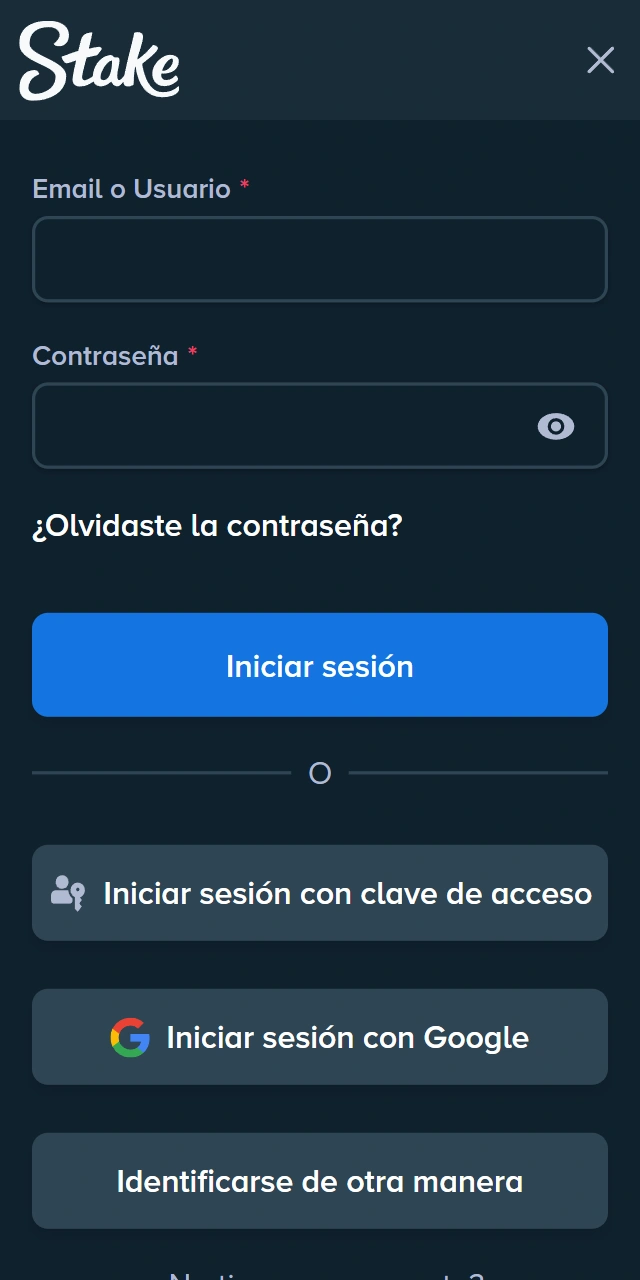 Accede a tu cuenta introduciendo tus credenciales en la app de Stake.