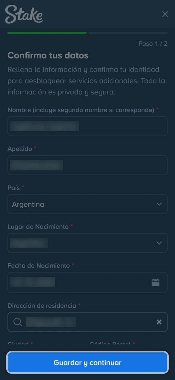 Completa el formulario de datos personales para verificar tu identidad en Stake.